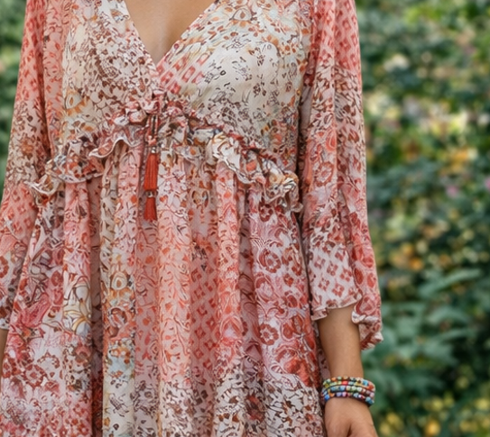 🌸 Robe Zara bohème fluide – Tons abricot & corail